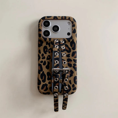 【レザーベルトデザイン】ヴィンテージ風 ダブルハンドストラップ スマホケース｜iPhone対応 #240707