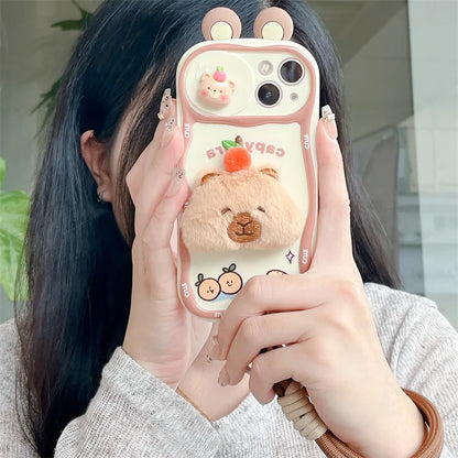 【アニマルぬいぐるみシリーズ】 カピバラ 立体ふわもこケース｜iPhone対応 #240907