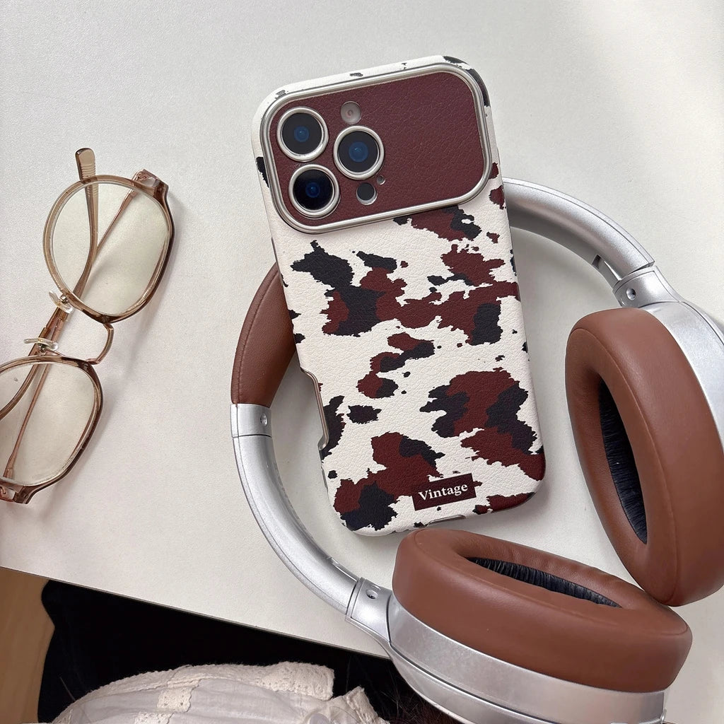 【ヴィンテージカウレザー】ブラウン牛柄×レザー調 スマホケース｜iPhone対応 #250122