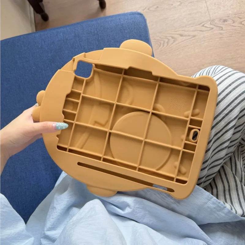 【iPadケース】魚モチーフ シリコン キッズ タブレットケース（360度回転スタンド / 耐衝撃） #261078