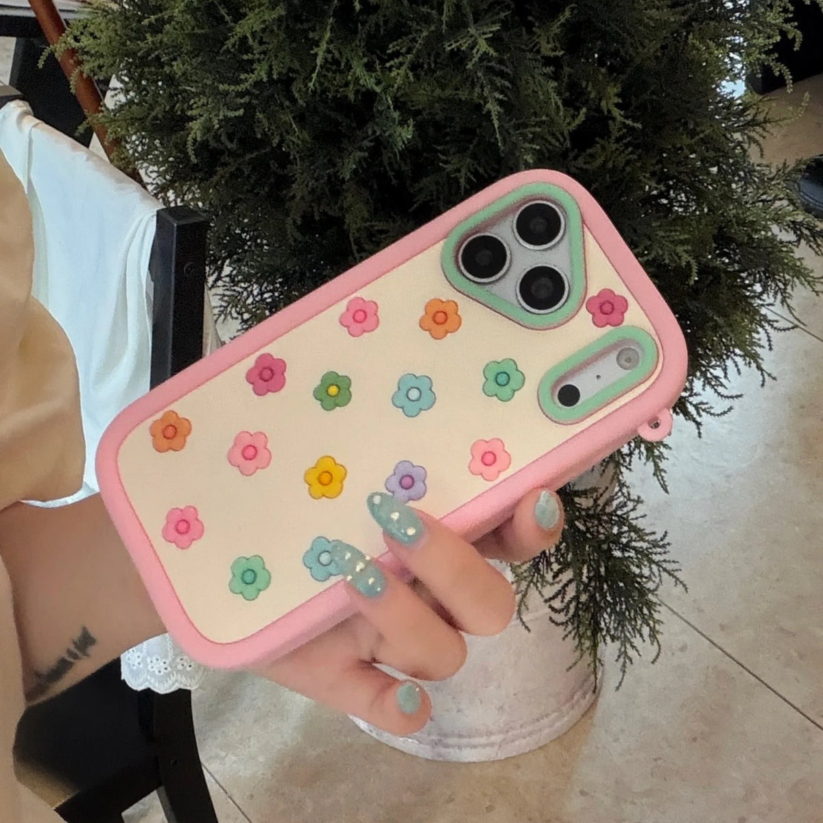 ぷっくり3D カラフル フラワーモチーフ ソフトシリコン iPhoneケース