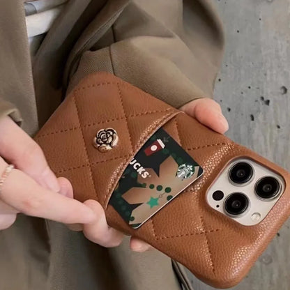 【キルティングローズポケット】レザーバッグ風×ローズボタン スマホケース｜iPhone対応 #250331