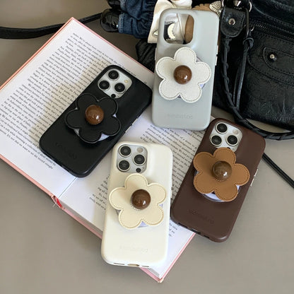 【フラワーポップ】レザー調 立体フラワー モチーフ付き スマホケース｜iPhone対応 #250423