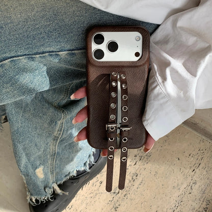【レザーベルトデザイン】ヴィンテージ風 ダブルハンドストラップ スマホケース｜iPhone対応 #240707