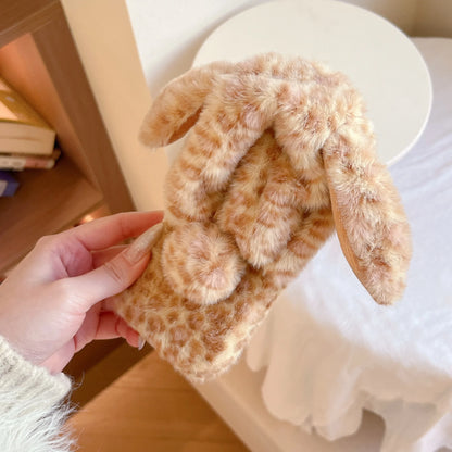 もこもこ 耳付き ラビット アニマルフード レオパード ヒョウ柄 iPhoneケース｜ファー素材 #240424