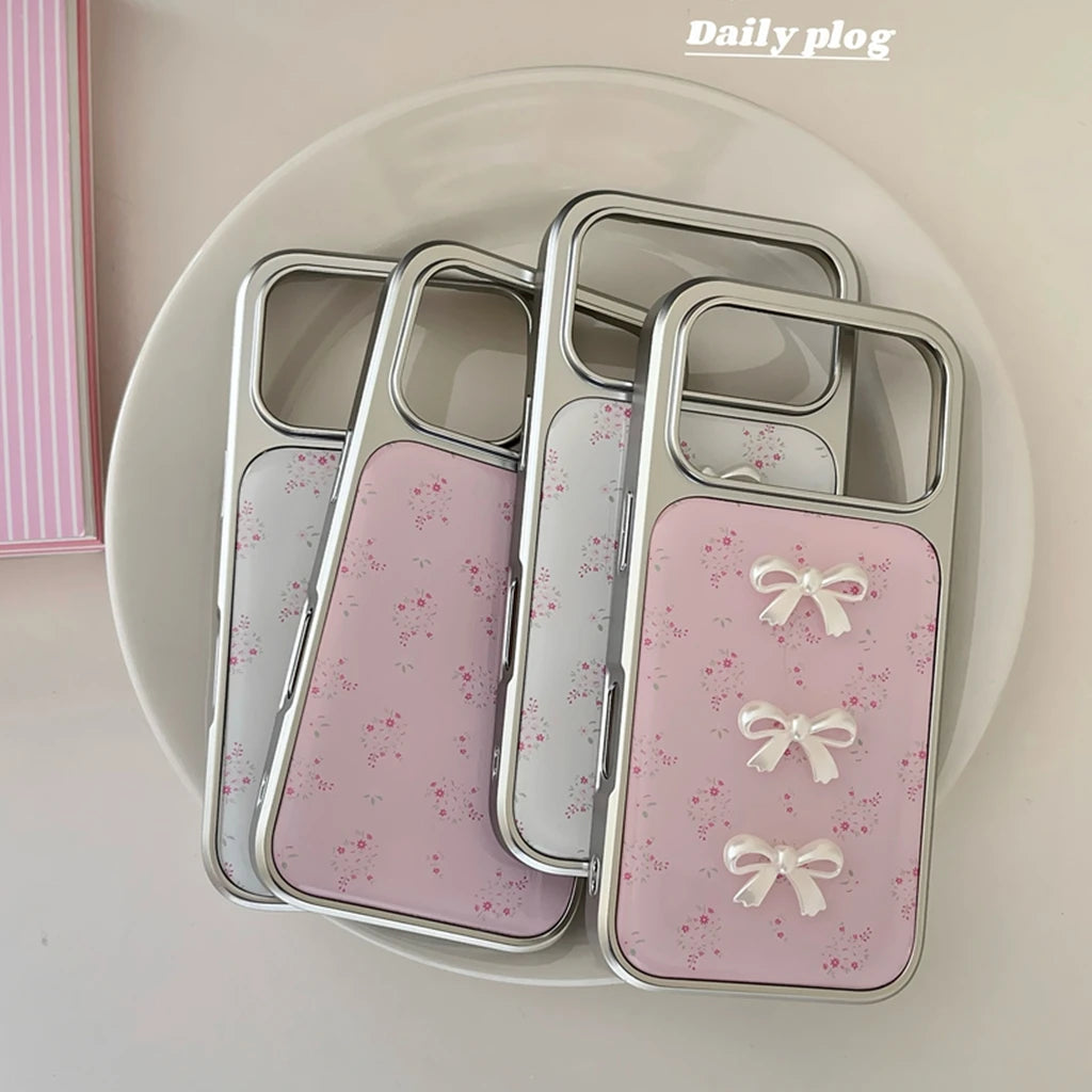 【フラワーリボンシャイン】メタリックフレーム × 小花リボン スマホケース｜iPhone対応 #240814