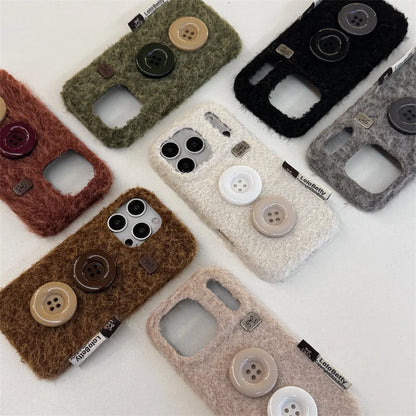 【もこもこファーボタン】 ストラップ付き ニット スマホケース｜iPhone対応 #250202