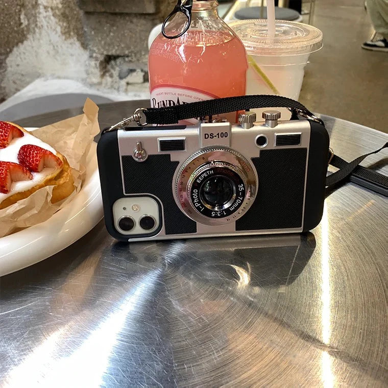 レトロカメラデザイン ショルダーストラップ付き iPhoneケース #260212