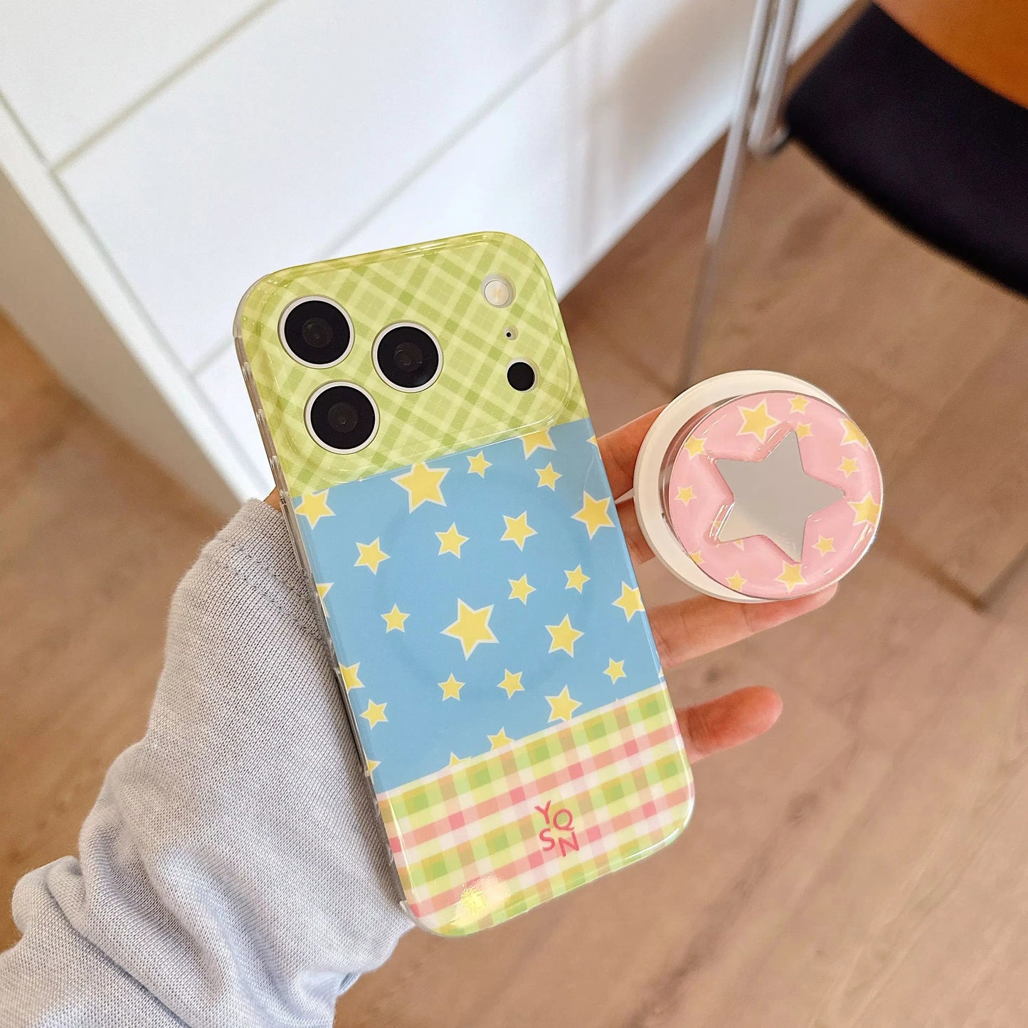 スターグリップ付き パステルチェック iPhoneケース｜ポップデザイン 星柄 スマホケース #260071
