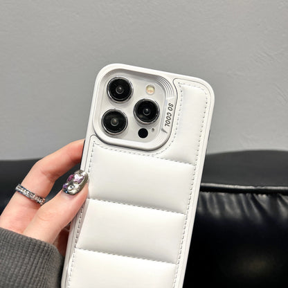 【レザーシリーズ】シンプルキルティング風 高級感あるレザー調 パフデザイン スマホケース｜iPhone対応 #251016