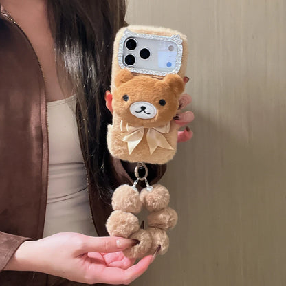 【アニマルフェイスシリーズ】くまさんぬいぐるみ スマホケース｜ふわもこ立体デザイン × ポンポンストラップ付き｜iPhone対応 #241128
