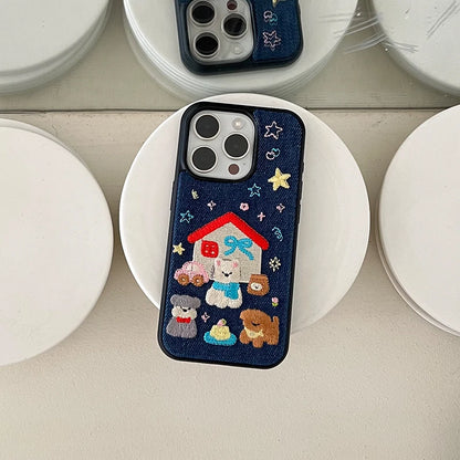 【デニムアニマルハウス】刺繍風×デニムファブリック スマホケース｜iPhone対応 #250609