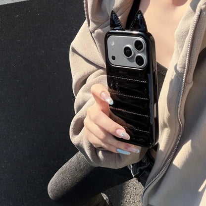 【猫耳シリーズ】キルティング ダウンジャケット風 iPhoneケース #240219