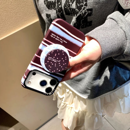 【Magnet内蔵】ボルドー マルチカラーストライプ ×ドット スター スタンド スマホケース｜iPhone対応 #241224