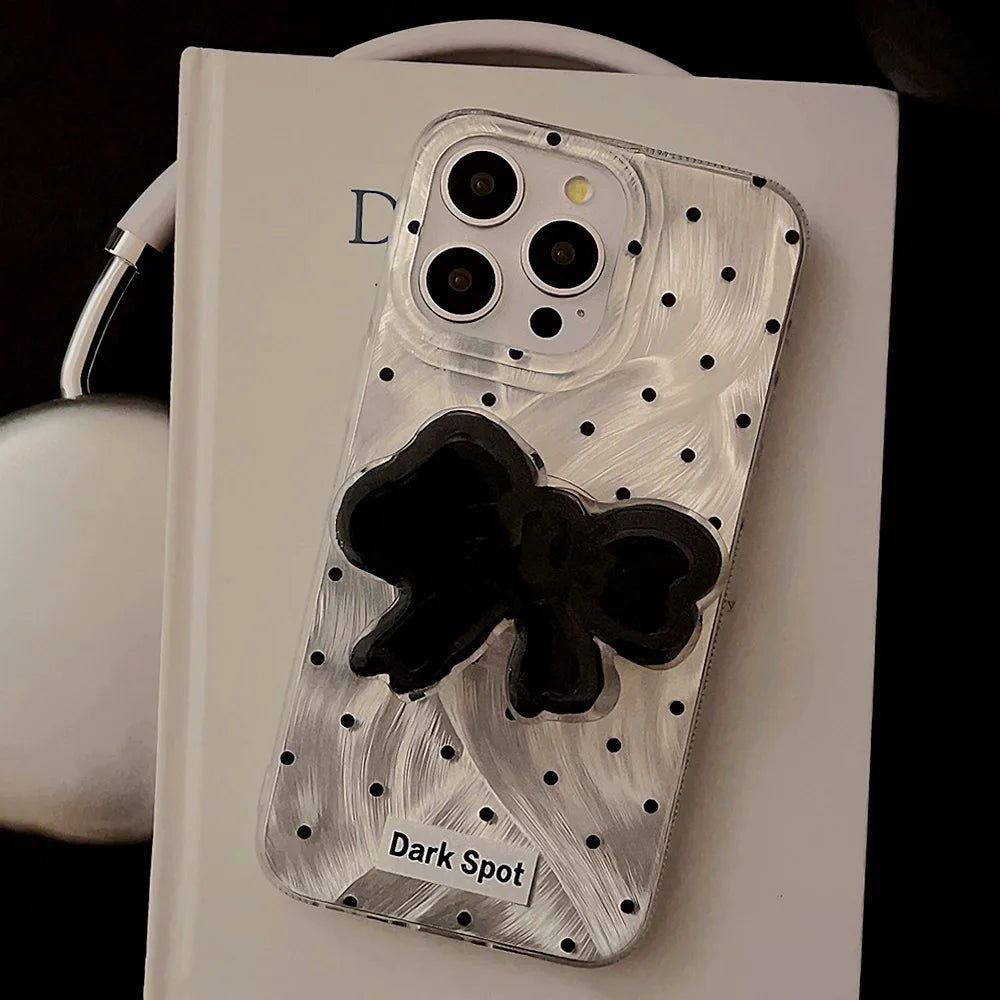 【ダークドット×立体リボンモチーフ】シルバー ホログラム iPhoneケース｜iPhone対応 #250528