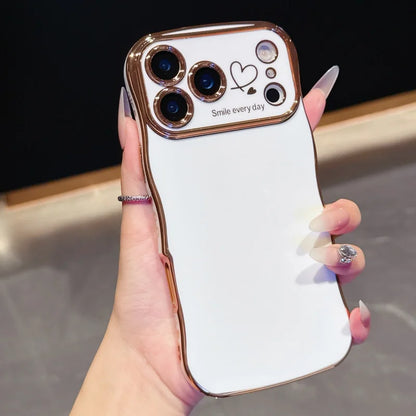 【ハートシリーズ】ゴールド ウェーブフレーム＆ハートデザイン 高級感 スマホケース｜iPhone対応 #251107