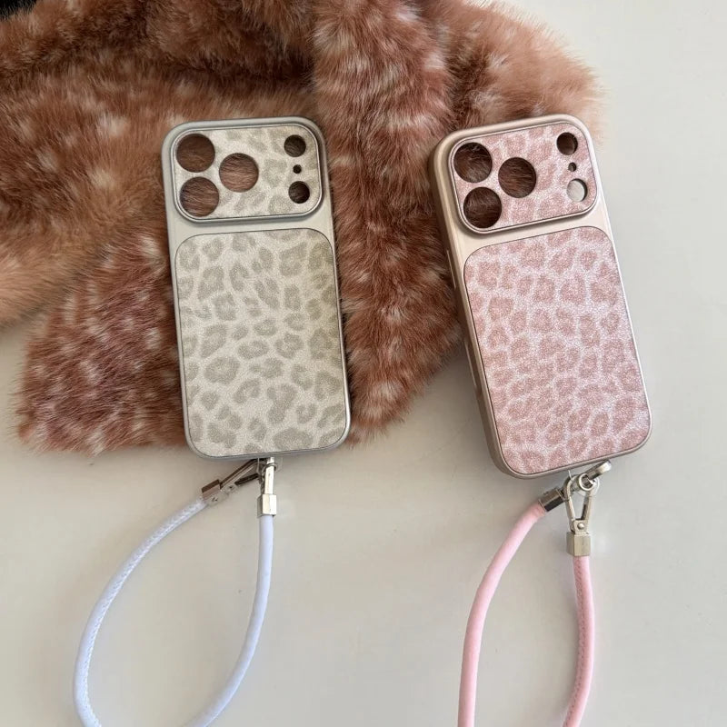 【アニマルムード】ピンク ブラウン レオパード ヒョウ柄 ストラップ付き スマホケース｜iPhone対応 #240710