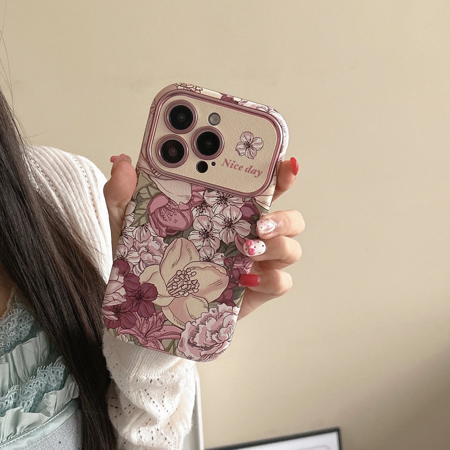 【フラワーガーデンシリーズ】 ナチュラル花柄ストラップケース｜iPhone対応 #240904