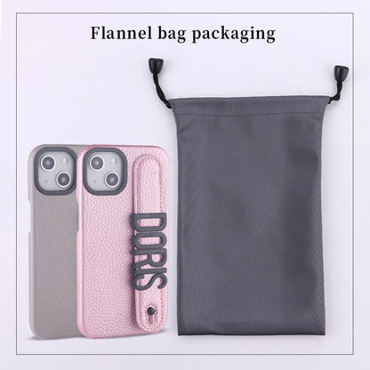 【カスタムNAMEシリーズ】名前入り キルティング ビジュー ストラップ付きスマホケース｜iPhone対応