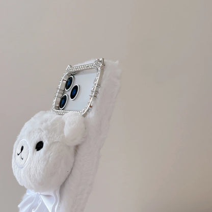 【アニマルフェイスシリーズ】くまさんぬいぐるみ スマホケース｜ふわもこ立体デザイン × ポンポンストラップ付き｜iPhone対応 #241128