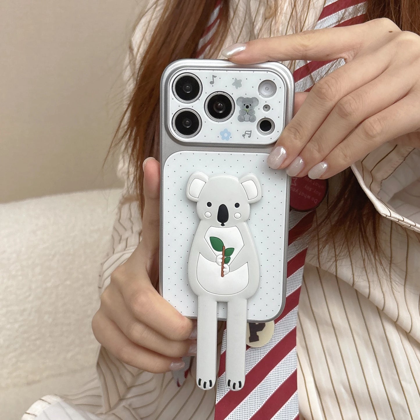 立体アニマル スタンド コアラ ネコ  iPhoneケース｜ゆるかわ・ユニーク #260029