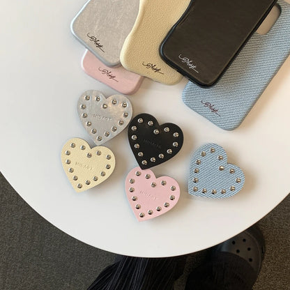 【スタッズハートスタンド】レザー デニム ハート×シルバースタッズ スマホケース｜iPhone対応 #250327