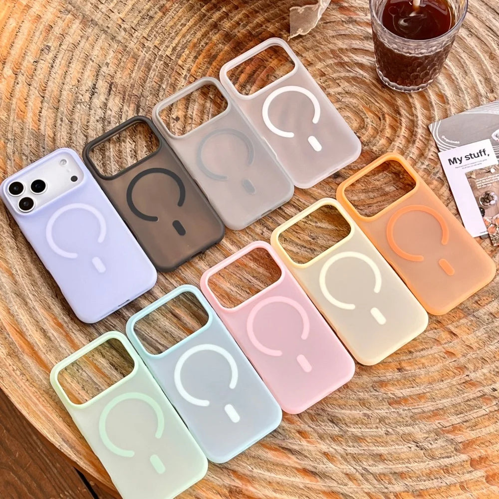 Magnet内蔵 マットカラー 半透明 iPhoneケース｜耐衝撃 #240421