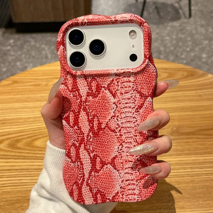 スネーク柄 ウェーブフレーム iPhoneケース｜ヘビ アニマルデザイン #240320