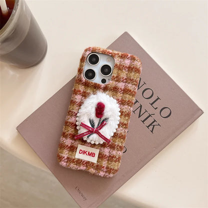 【チェックファーチューリップ】リボン スマホケース 立体刺繍×ふわもこストラップ付き｜iPhone対応 #241206