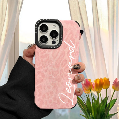 【カスタムシリーズ】ピンクレオパード ヒョウ柄 縦書き名入れ ソフトスマホケース｜iPhone対応 #240722