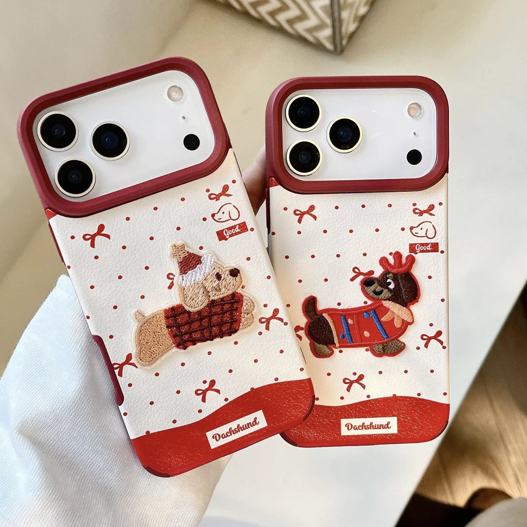【アニマルシリーズ】 サンタ ダックスフンド 刺繍 × クリスマス デザインケース｜iPhone対応 #240906