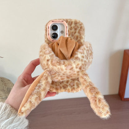 もこもこ 耳付き ラビット アニマルフード レオパード ヒョウ柄 iPhoneケース｜ファー素材 #240424