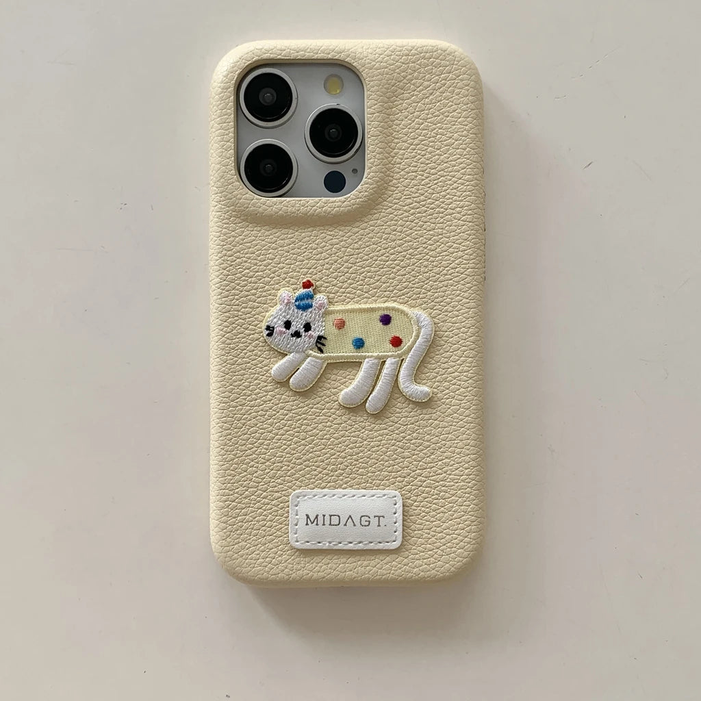 【アニマルシリーズ】ドッグ 犬 猫 モチーフ 刺繍入りレザー調 スマホケース ダックスフンド フレンチブルドッグ ｜iPhone対応 #250422
