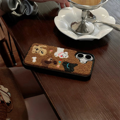 【ふわもこアニマルズ】刺繍タッチ × モコモコ立体デザイン スマホケース｜iPhone対応 #250605