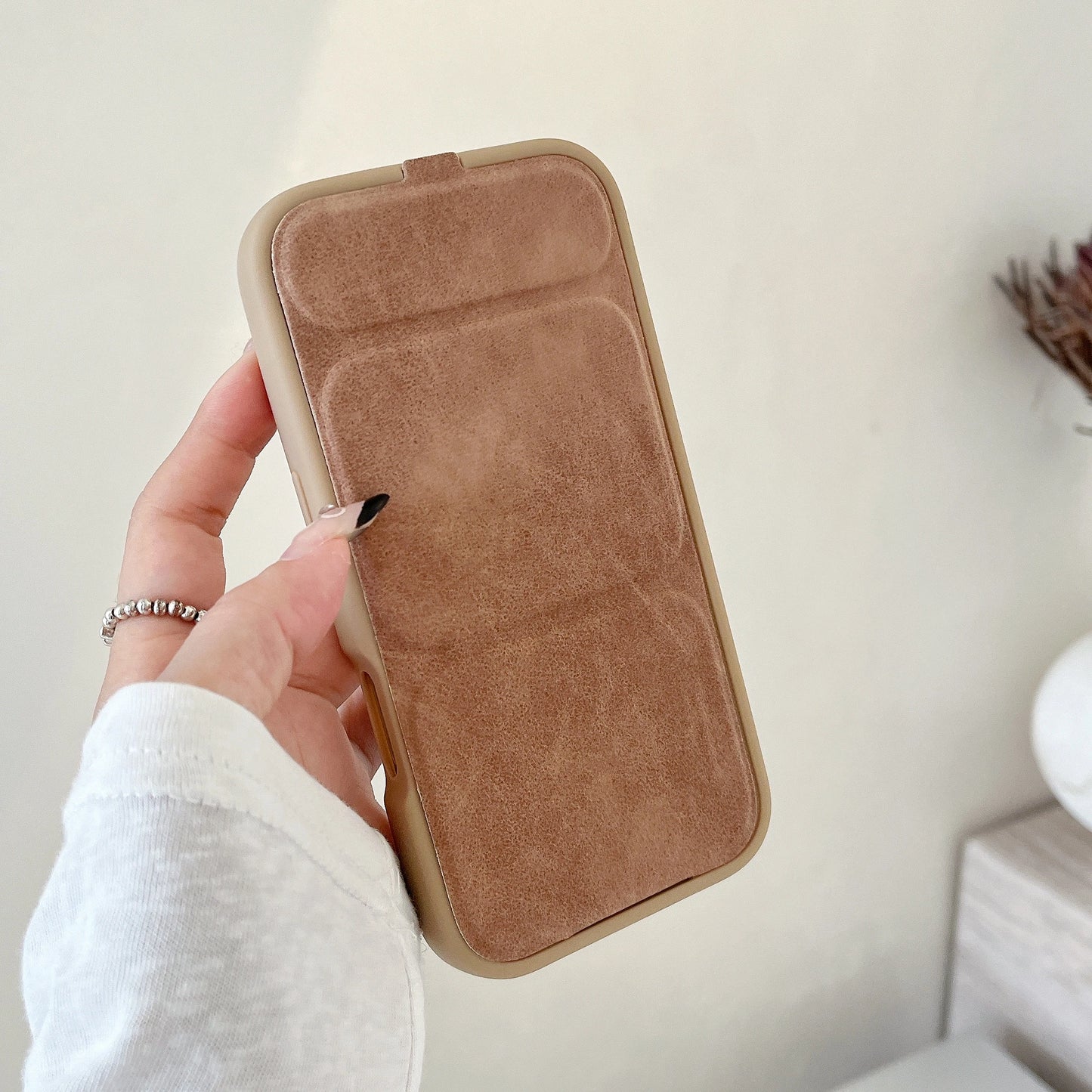 シンプル iPhoneケース｜折りたたみスタンド付き・パステルカラー #240529