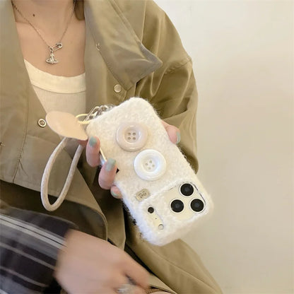 【もこもこファーボタン】 ストラップ付き ニット スマホケース｜iPhone対応 #250202