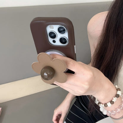 【フラワーポップ】レザー調 立体フラワー モチーフ付き スマホケース｜iPhone対応 #250423