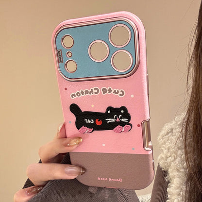 【HAPPYアニマルシリーズ】ヘッドホン わんこ ネコ 刺繍 × ふんわりガーリー ソフトレザー調ケース｜iPhone対応 #240826