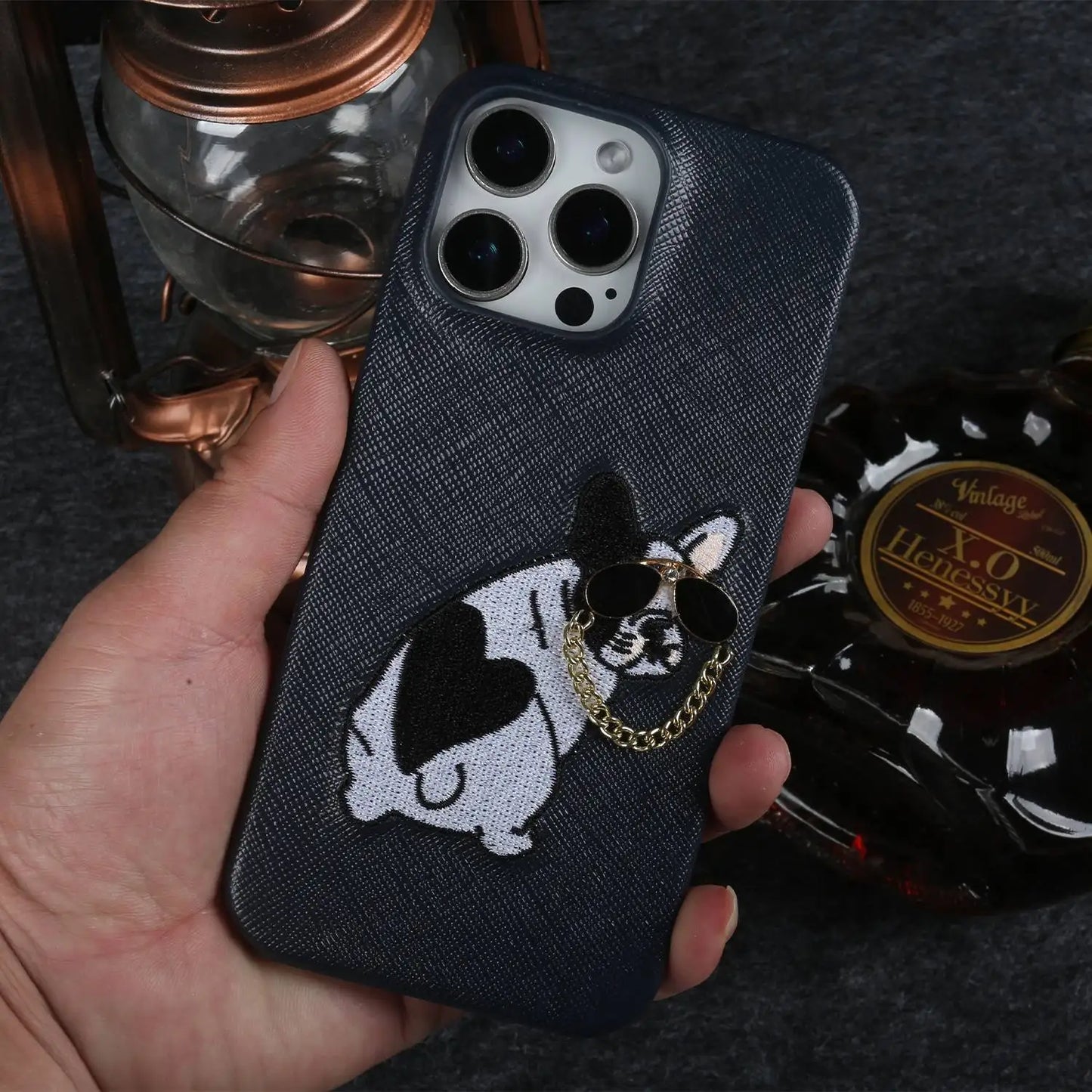 【本革シリーズ】 レザー サングラス フレンチブルドッグ 刺繍 iPhoneケース #260211