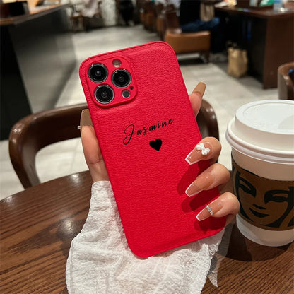 【カスタムシリーズ】ハート付き 名入れOK レザー調 スマホケース｜iPhone対応 #250323