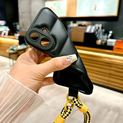 【パフキルトロープ】キルティング風×カラーロープ付き スマホケース｜iPhone対応 #250621