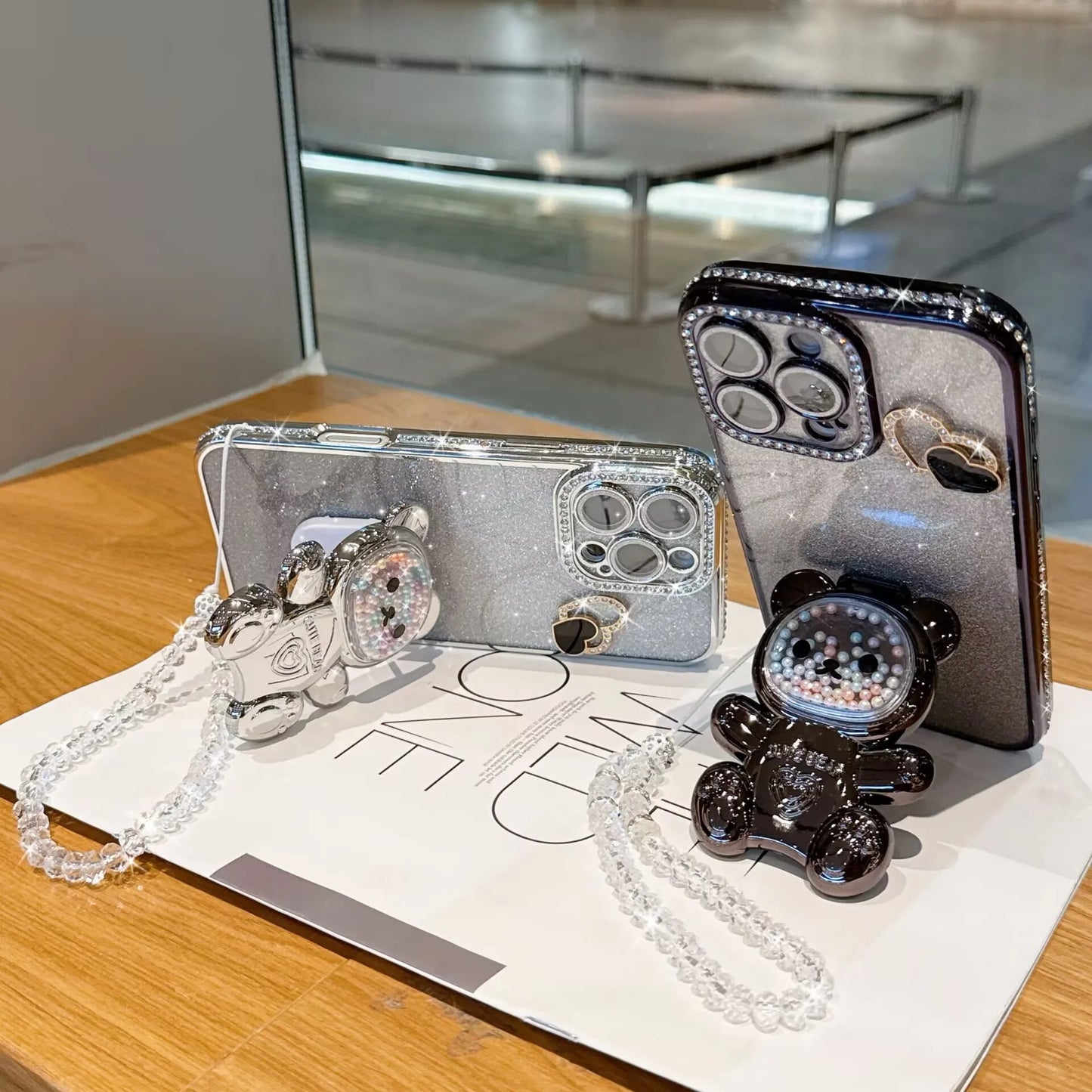 キラキラ グリッター ビーズベア ジュエル iPhoneケース｜折りたたみ スタンド#240415