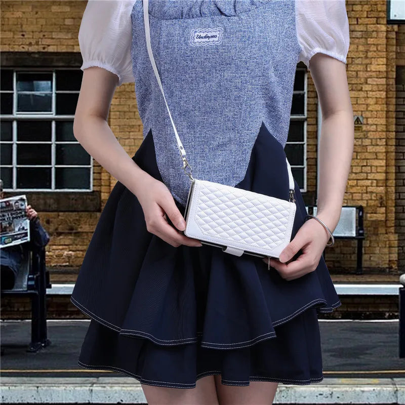 【ブックスタイル】キルティング レザー 手帳型 ウォレット iPhoneケース｜ショルダーストラップ付き #240127