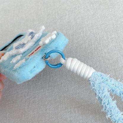 もこもこファー iPhoneケース｜雪モチーフ・ストラップ付き #240314