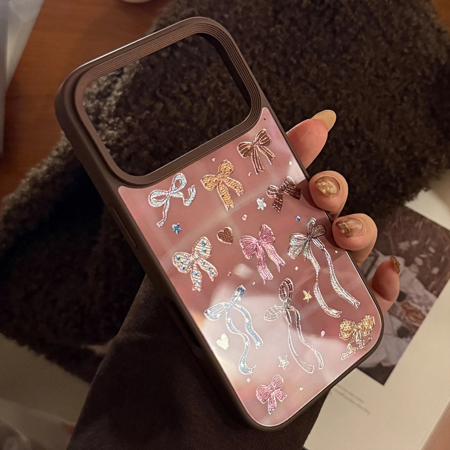 カラフルリボン 総柄 iPhoneケース｜グロッシーデザイン #240514