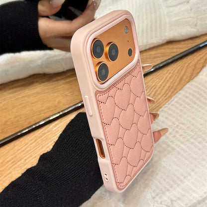 【ハートキルティング 】立体ステッチ レザー調 スマホケース｜iPhone対応 #241022