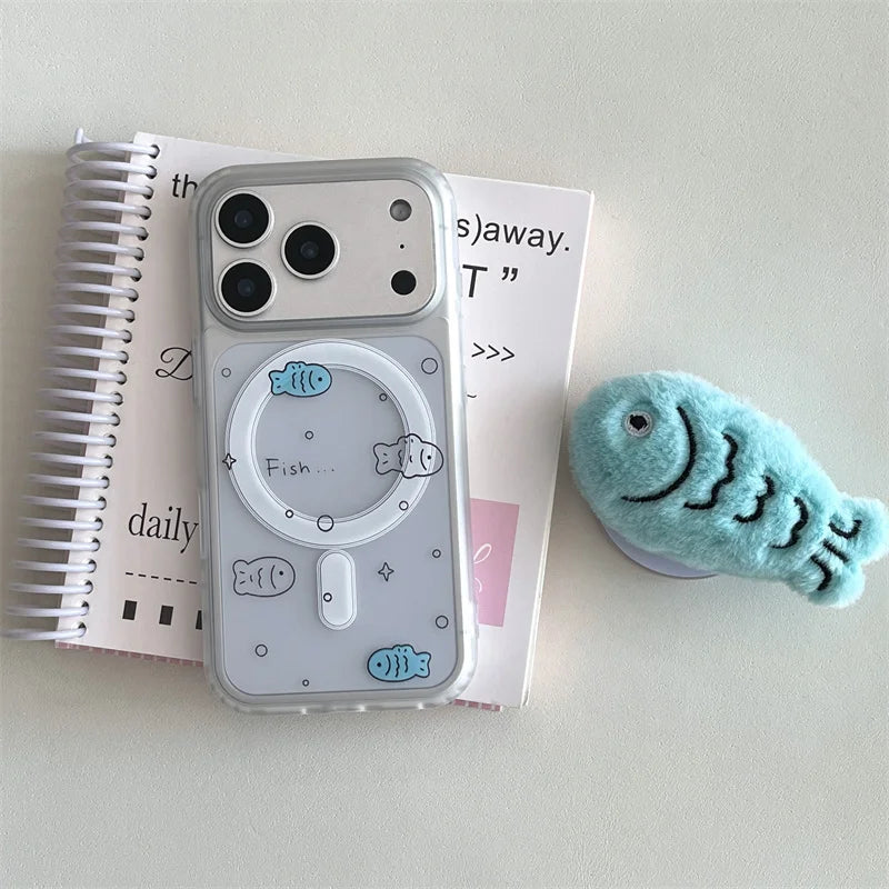 【Magsafe対応】ふわふわ 3D フィッシュファー ポップスタンド × クリアデザイン スマホケース｜iPhone対応 #241226