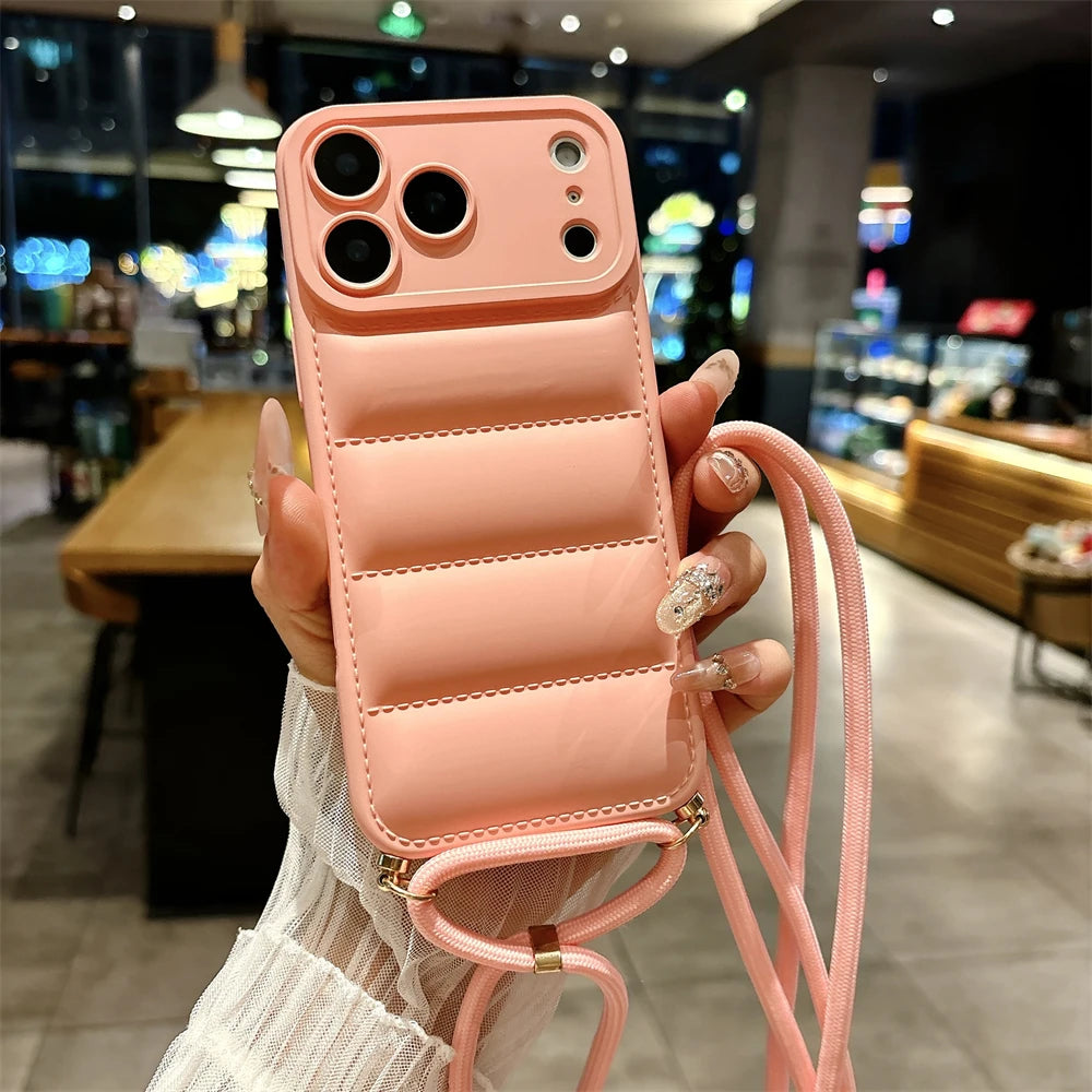 ダウンジャケット風 ソフト iPhoneケース｜ストラップ付き・カラーバリエーション豊富 #240601