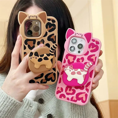 【アニマルシリーズ】レオパード柄＆立体ネコデザイン スマホケース｜iPhone対応 #250930