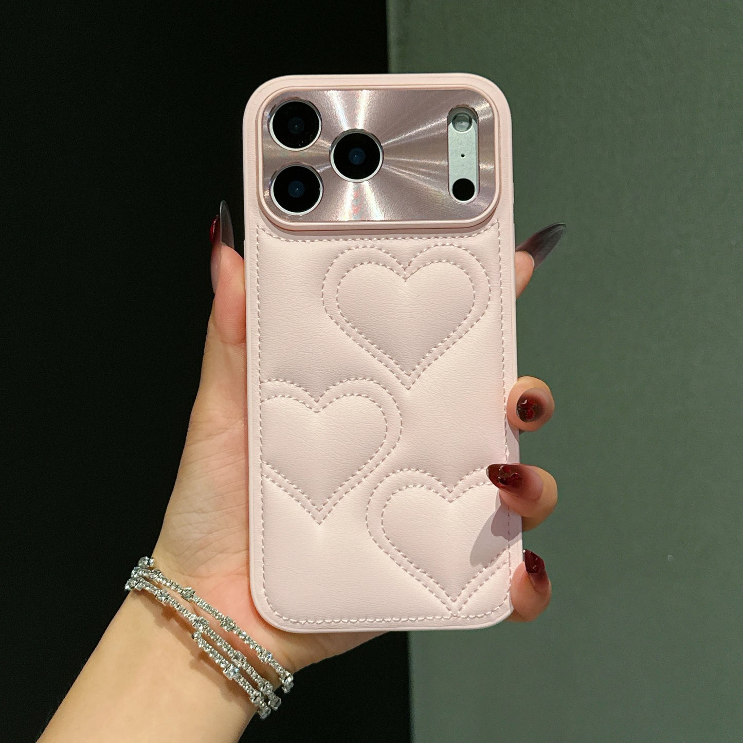 【キルティングハート】立体ハートステッチ×レザー調 スマホケース｜iPhone対応 #250101